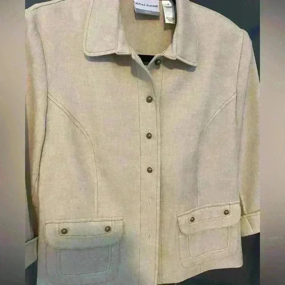 Alfred Dunner women’s beige casual dress jacket size 8p - Picture 3 of 11